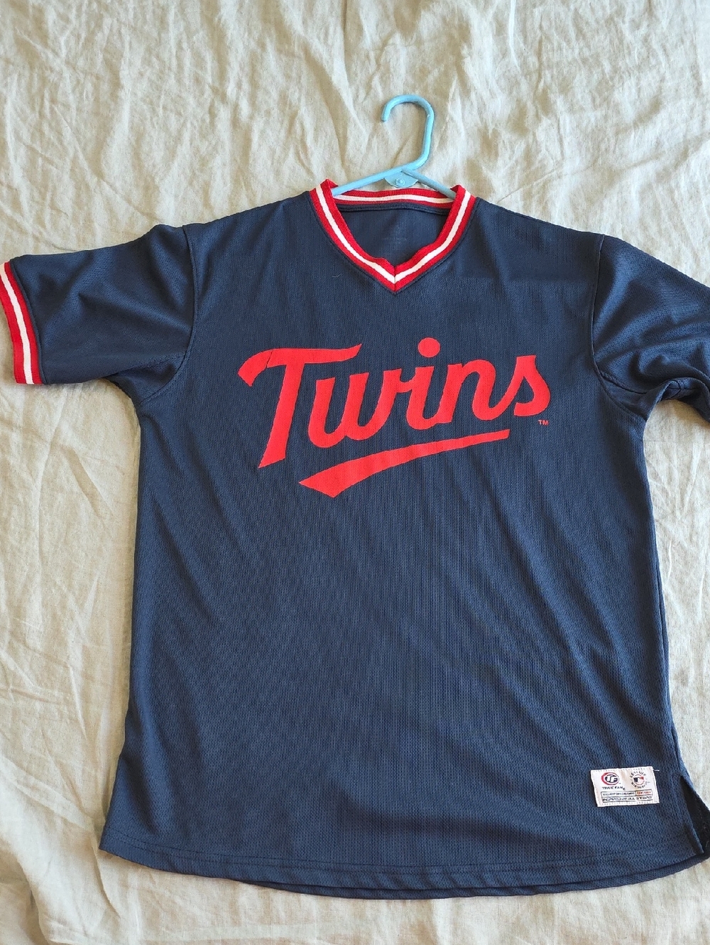 Twins Navy & Red Women's Short-Sleeve Jersey Top